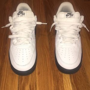 Black and White Air Force Ones | Size 8